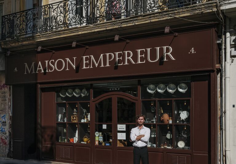 1 maison empereur exterior 3gen 2023 frederic tchalekian coul 1  
