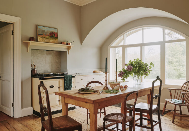 21 05 20 tamsin saunders ashford chace shot 07 127 rt  