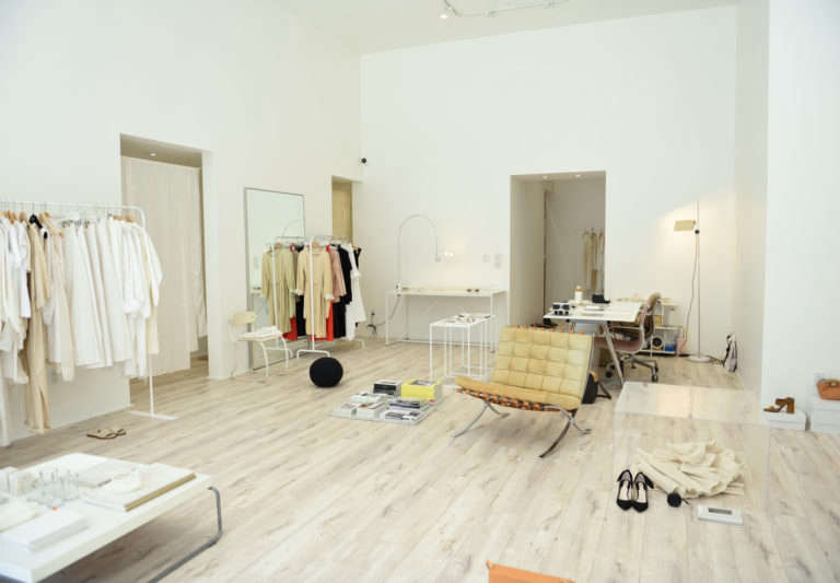 Expert Advice Halloween Decor Tips from a Master of the Dark Arts portrait 14