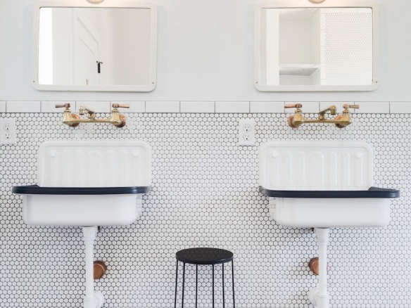 Remodeling 101 The Lowdown on SingleBowl Vs DoubleBowl Kitchen Sinks portrait 41