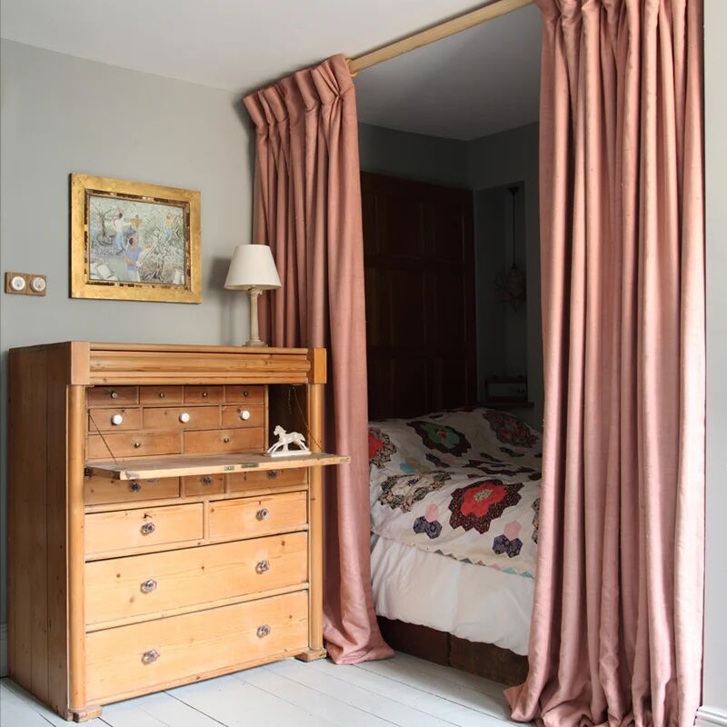 berdoulat bedroom curtain  