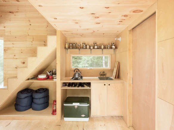 boston getaway cabin sleeps four bearwalk 3 copy  