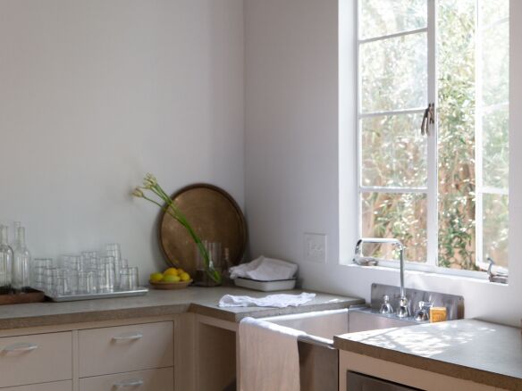 Remodeling 101 The Lowdown on SingleBowl Vs DoubleBowl Kitchen Sinks portrait 4