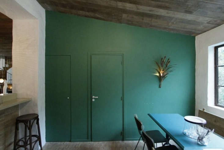 A Collective Interior Hotel Mass in Pigalle Paris portrait 48