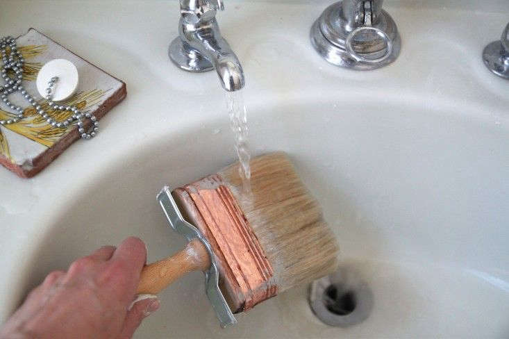 kalklitir\2\17;s \10 by 3 brush is right for the job; it\2\17;s w 26