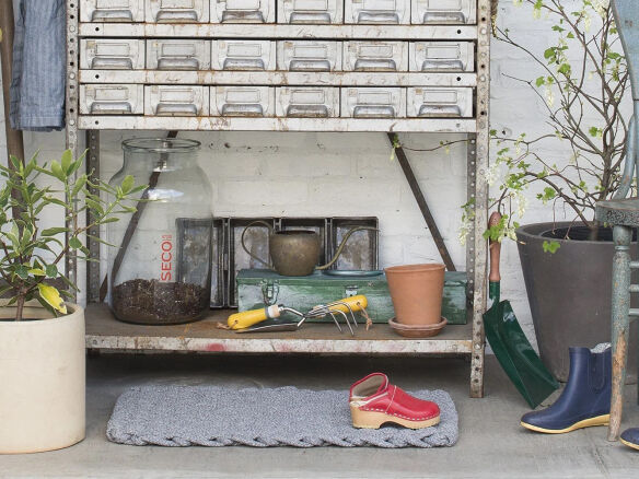 10 Easy Pieces Remodelista Editors Favorite French Cleaning Tools portrait 16