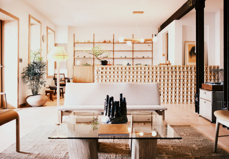 good neighbor guesthouse lobby  