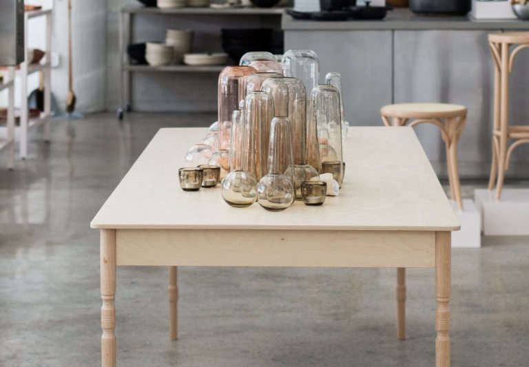 hawkins new york los angeles vases  