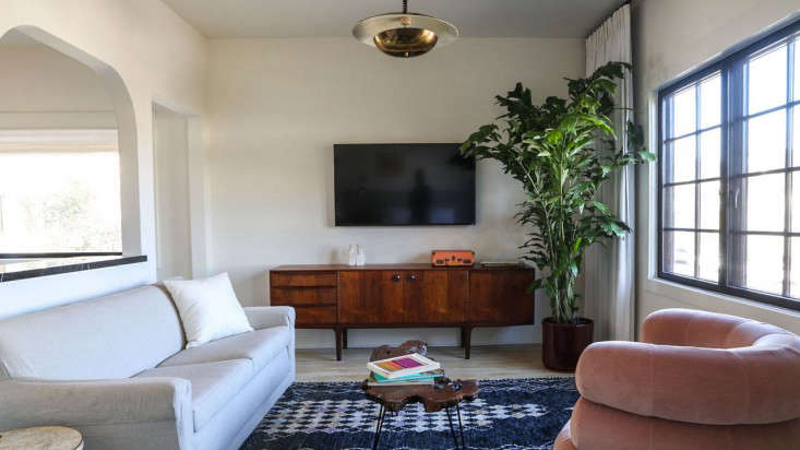 Shoppers Diary Block Shops LA Emporium Makes a Spirited Case for Color and Pattern portrait 30