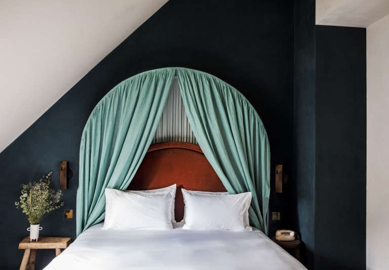 hotel des grands boulevards paris 17  