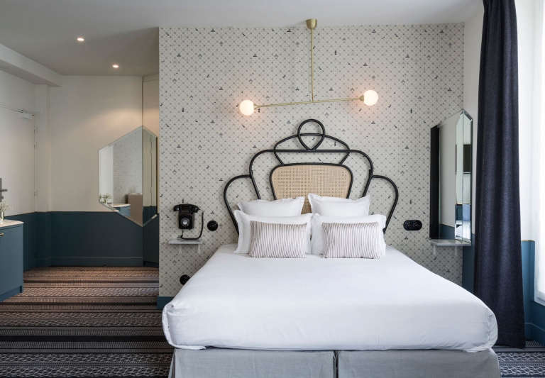 Hotel Panache Paris guest room 6  