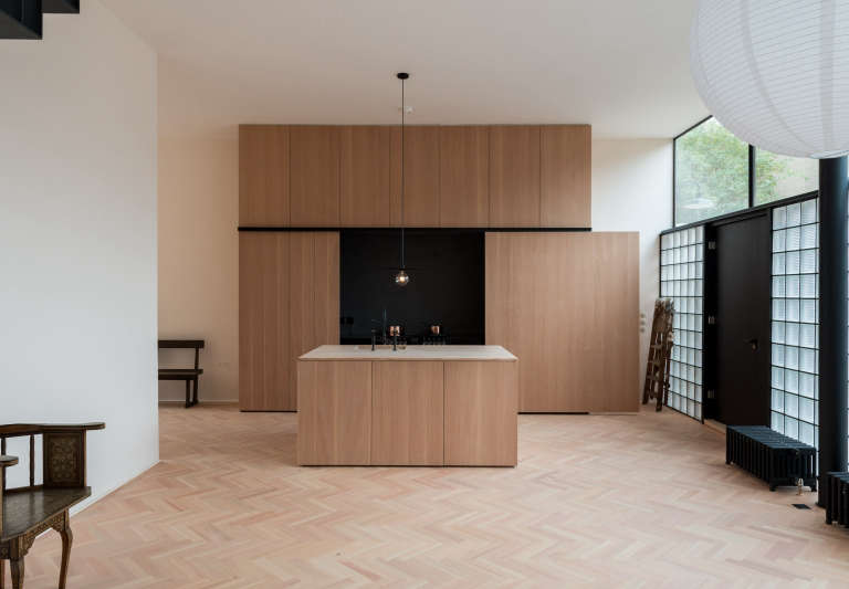 imperial club frame property london 27  