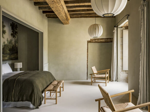 A Collective Interior Hotel Mass in Pigalle Paris portrait 40