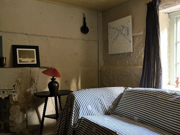 10 Easy Pieces Remodelista Editors Favorite French Cleaning Tools portrait 13