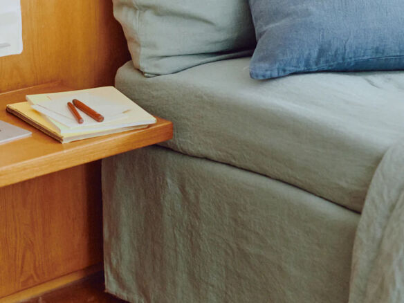 merci washed linen fitted sheet brasilia green  