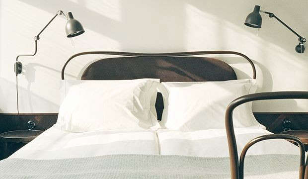 Stedsans in the Woods A Restorative CarbonNeutral OfftheGrid Getaway in the Swedish Forest portrait 19