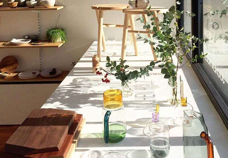 momosan shop window london