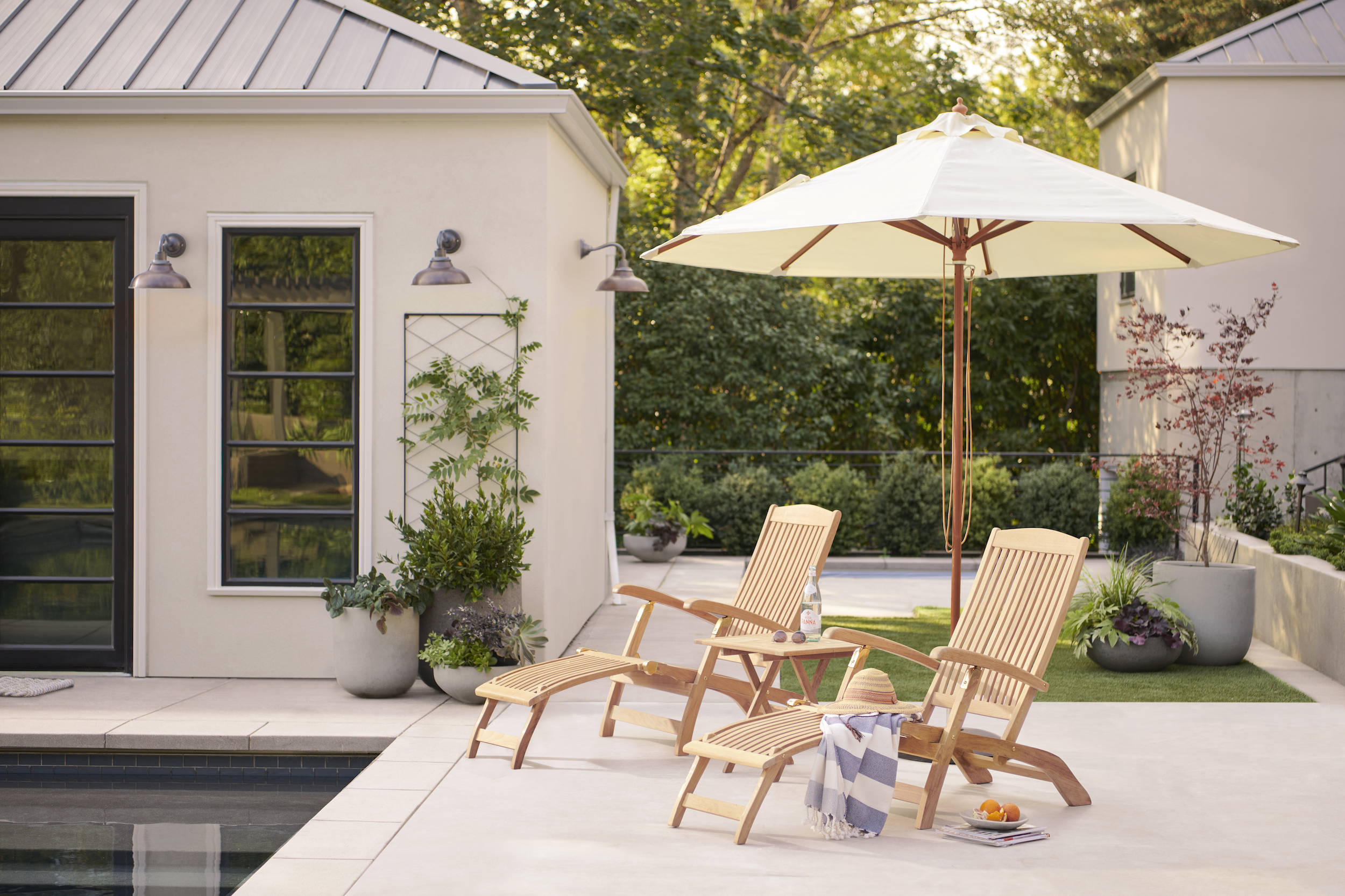 The Garden Shed Reinvented A Practical Folly in Prague portrait 8