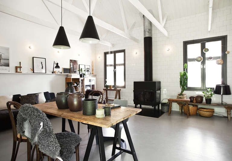 Stedsans in the Woods A Restorative CarbonNeutral OfftheGrid Getaway in the Swedish Forest portrait 14