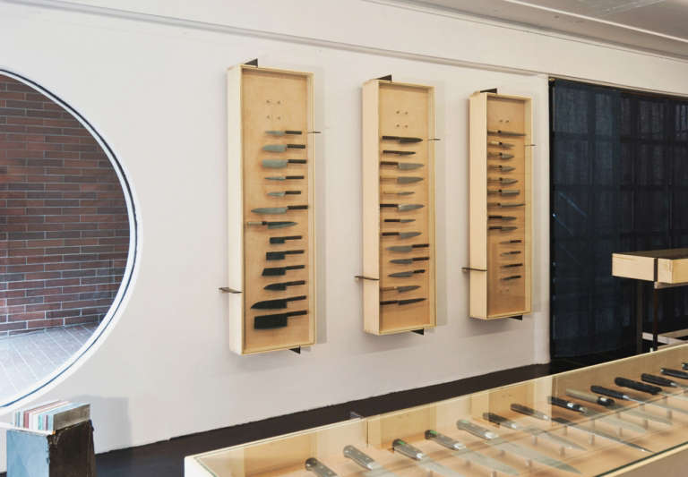 scott scott architects ai om knives display  
