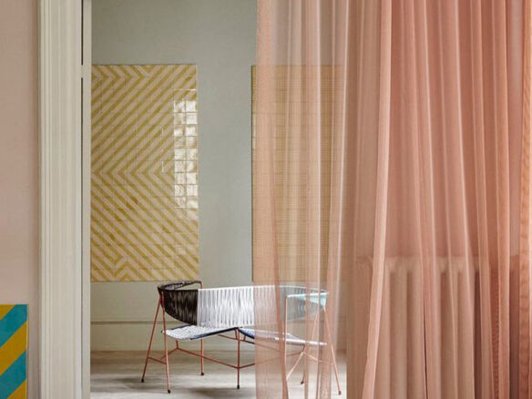 10 Easy Pieces Colorful Bathroom Sinks portrait 33