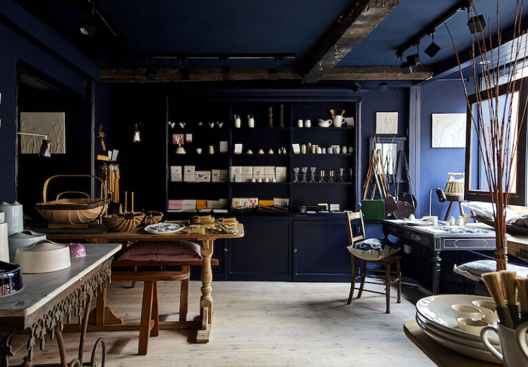 the merchants table interior  