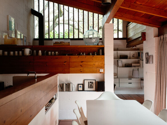 turn end gary collins dining  