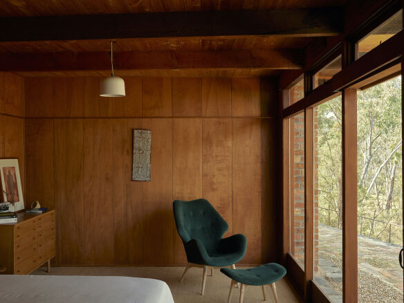 vaughan howard riverbend house laughing waters fennessy bedroom  