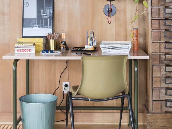 10 Easy Pieces Remodelista Editors Favorite French Cleaning Tools portrait 24