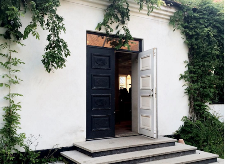 Stedsans in the Woods A Restorative CarbonNeutral OfftheGrid Getaway in the Swedish Forest portrait 15